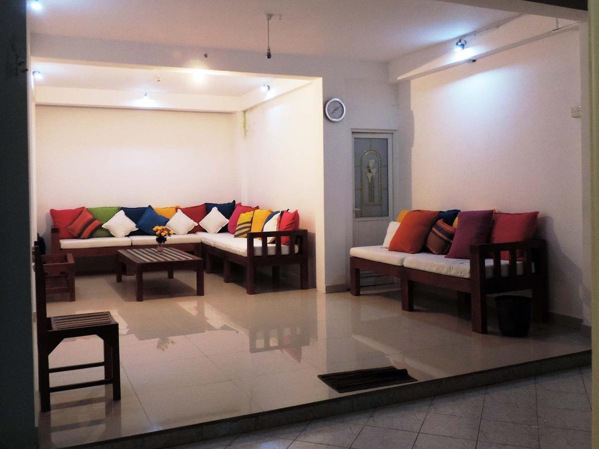 Primrose Guest House Unawatuna Exterior photo
