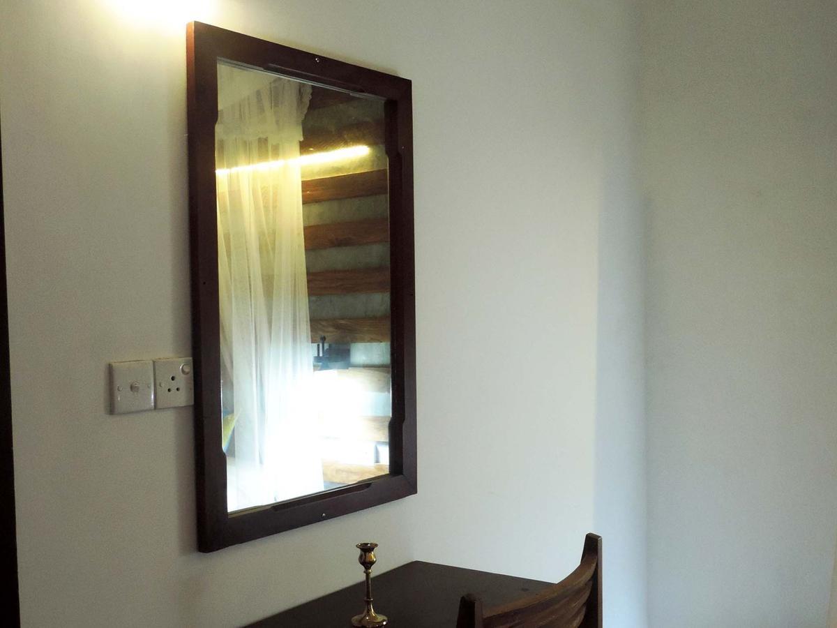 Primrose Guest House Unawatuna Exterior photo